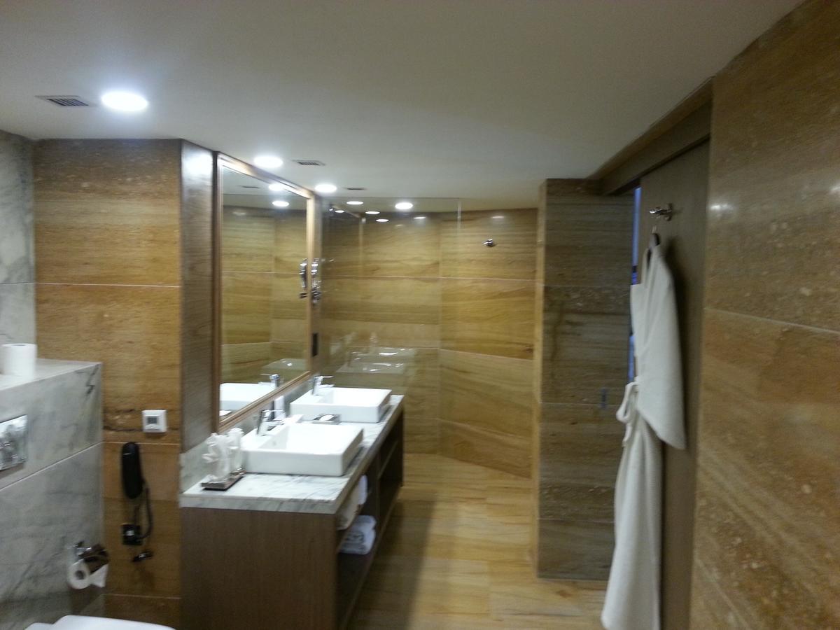 Mosaic Hotel Mussoorie Mallroad Exterior photo